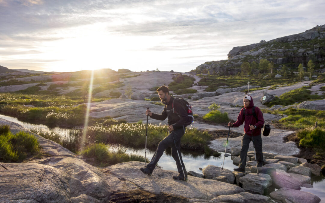 Outdoorlife-Norway_Preikestolen-Sunrise-Hike.20170701.24